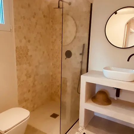 Sea View 3 Bedroom In A Luxury *